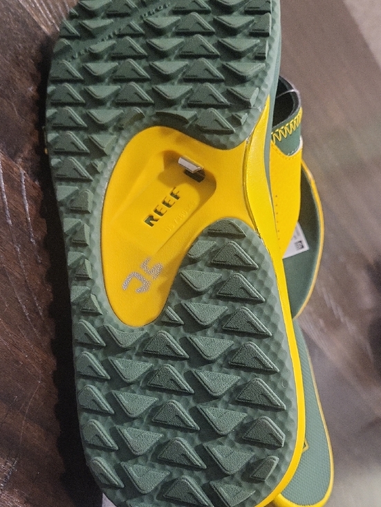 Reef Fanning Pregame Flip Flops Green/Yellow W/ BOTTLE OPENER main image 6